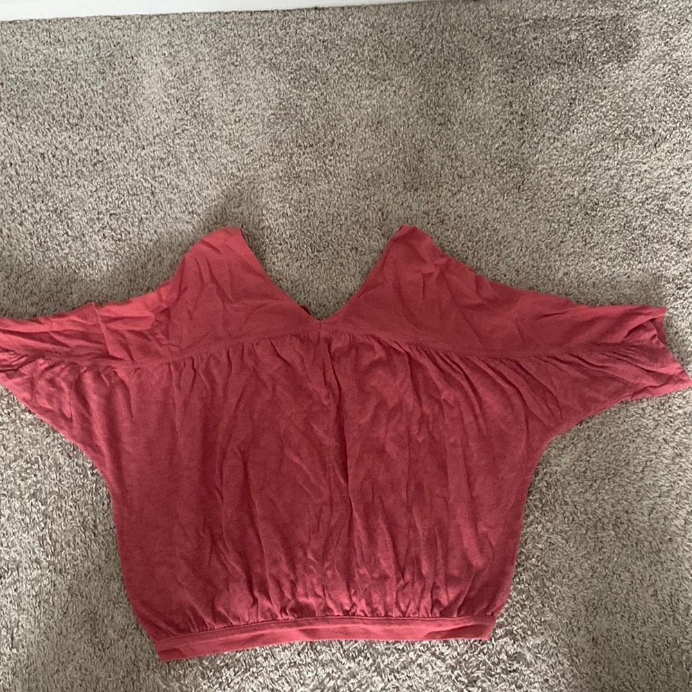 BEAUTIFUL CORAL TOP FROM GAP